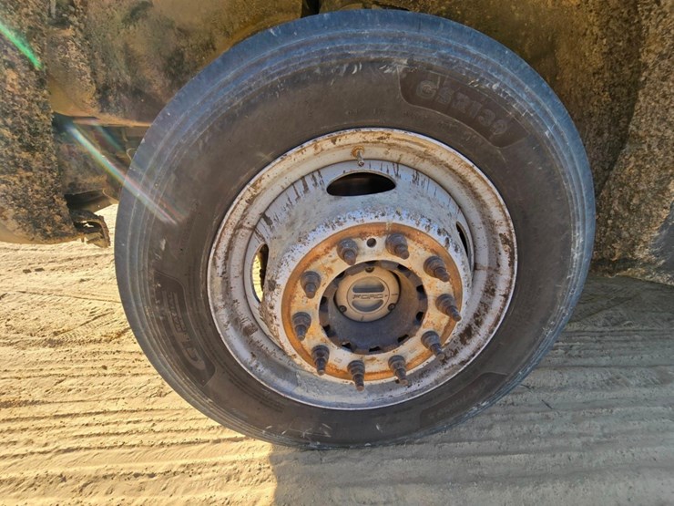 2016-ford-f550-image-39