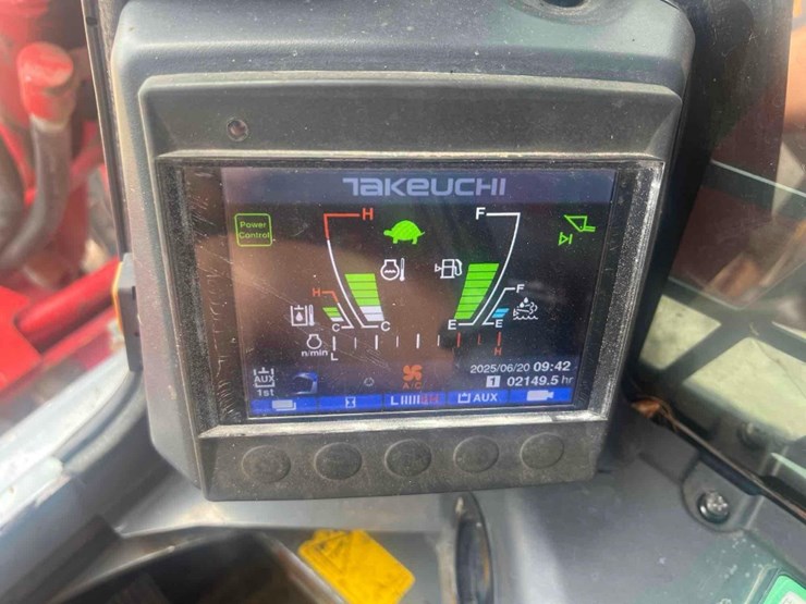 takeuchi-tl12v2-image-26