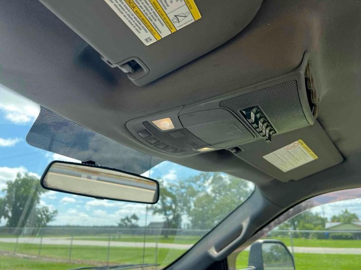 2018-ford-f550-xl-image-36