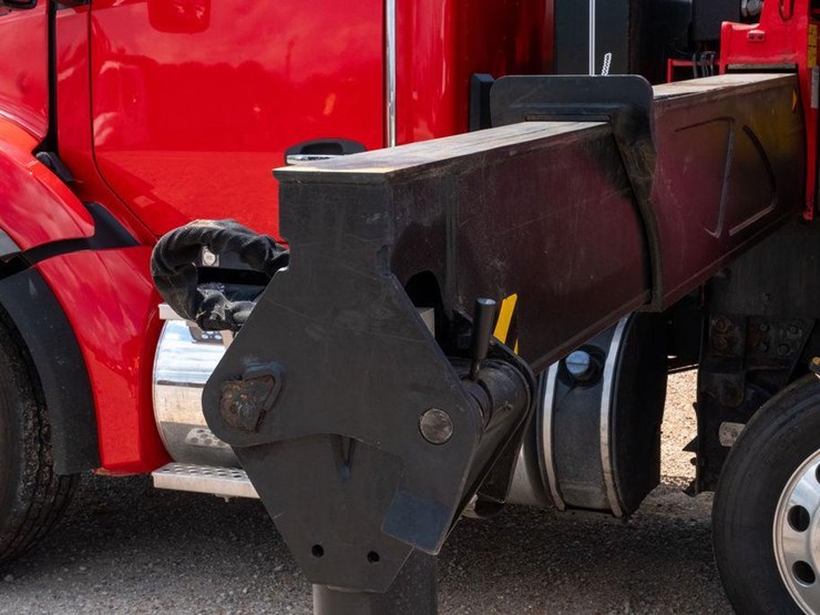 2018-kenworth-t880-image-30