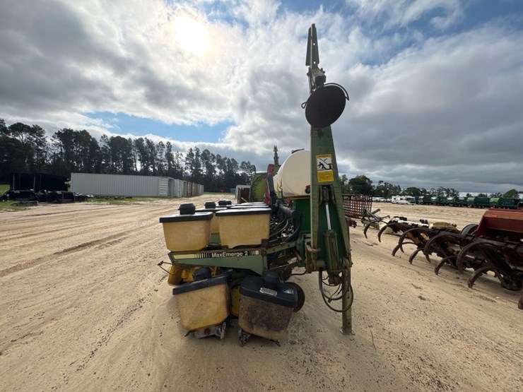 john-deere-2-image-4