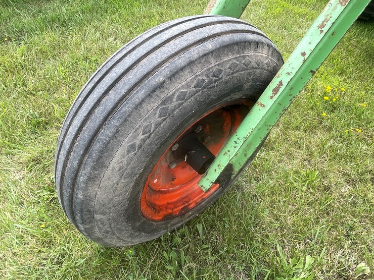 #1061-•-owatonna-260-swather-with-conditioner-image-58