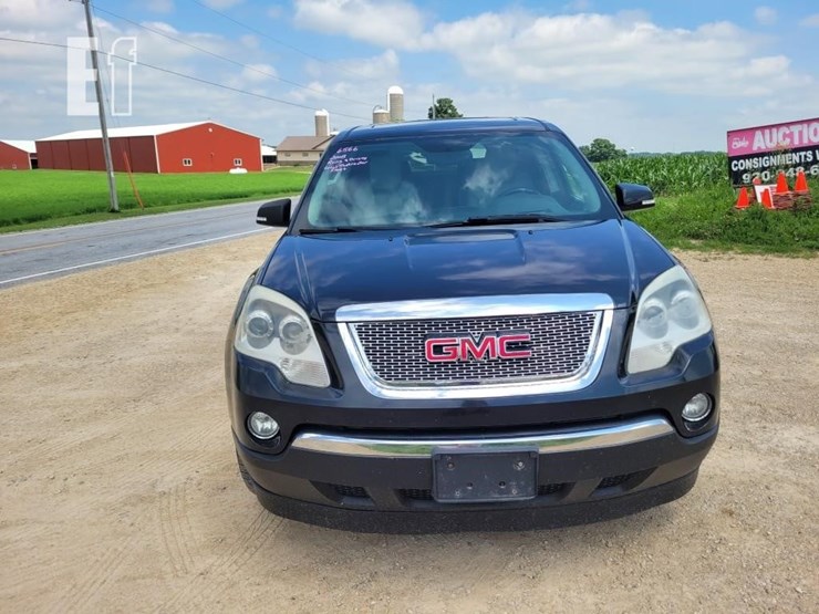 2008-gmc-acadia-image-3