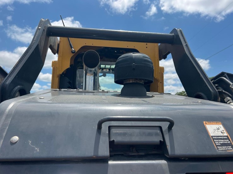 2020-deere-333g-image-14