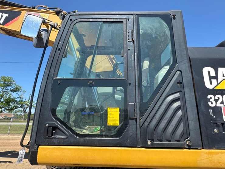 2012-caterpillar-320el-image-56
