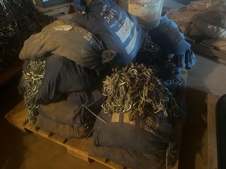 **sold-onsite-only---no-online-bids-accepted**-truck-tire-chains-image-2