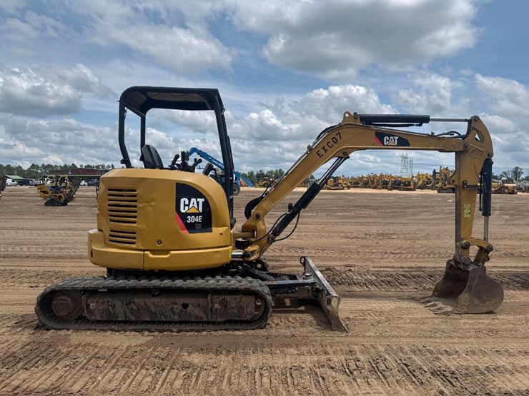 2014-caterpillar-304e-cr-image-5