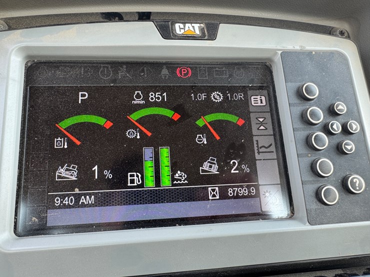 2017-caterpillar-d6n-lgp-image-52