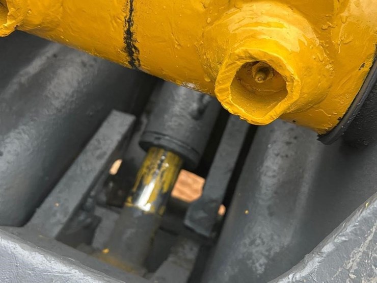2021-komatsu-pc138us-11-image-6