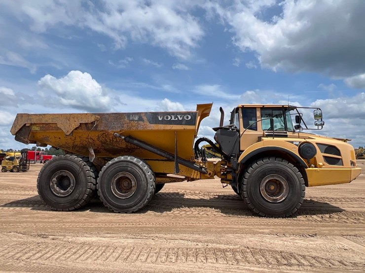 2012-volvo-a40f-image-4