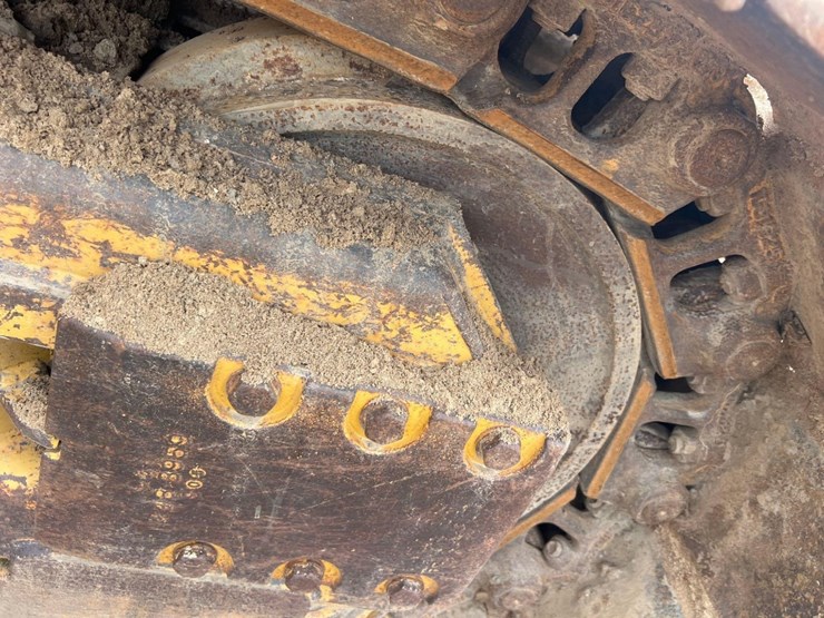 2015-caterpillar-d6k2-xl-image-20