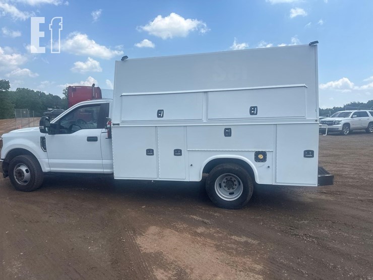 2018-ford-f350-xl-image-6
