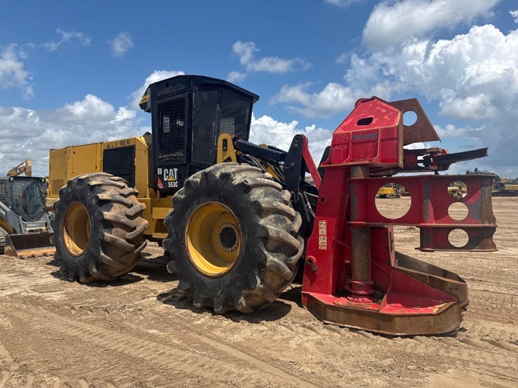2016-caterpillar-553c-image-4