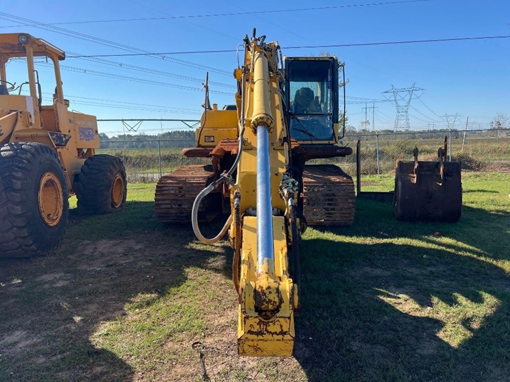 komatsu-pc200-lc-8-image-6