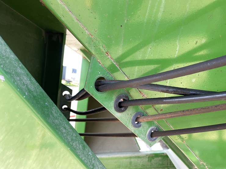 #1057-•-j-&-m-grain-cart-image-14