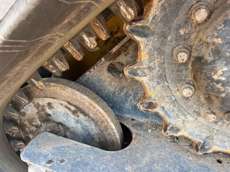 2023-deere-317g-image-20