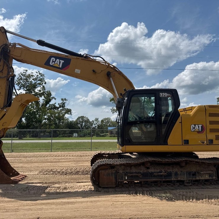 CATERPILLAR 320GC