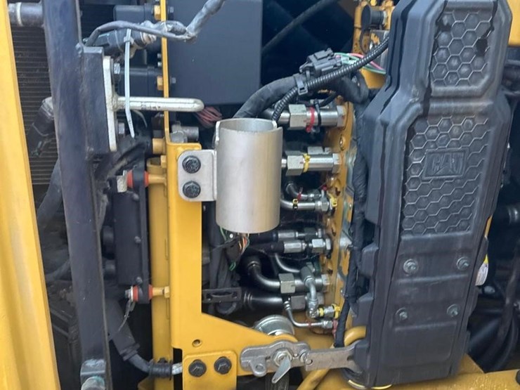 2021-caterpillar-308-cr-image-18