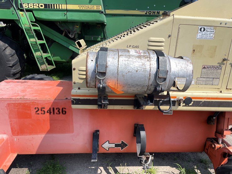 #1004-•-jlg-40h-manlift-image-18