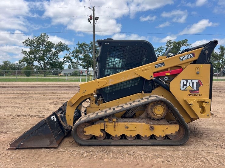 2023-caterpillar-299d3-image-1