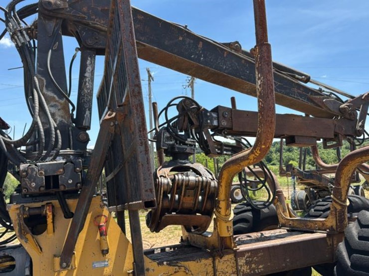 2008-caterpillar-574-image-12