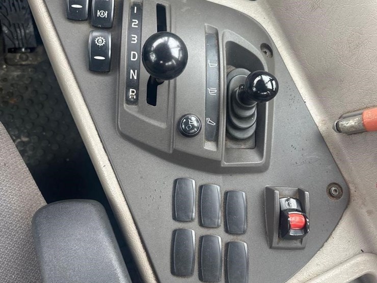2015-volvo-a40g-image-28