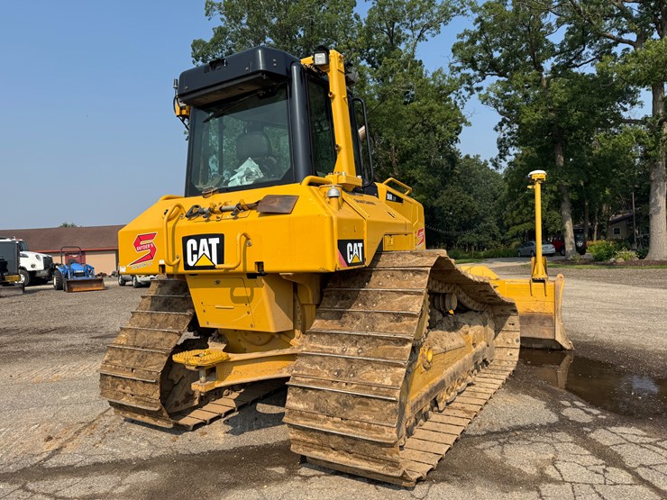 2017-caterpillar-d6n-lgp-image-7