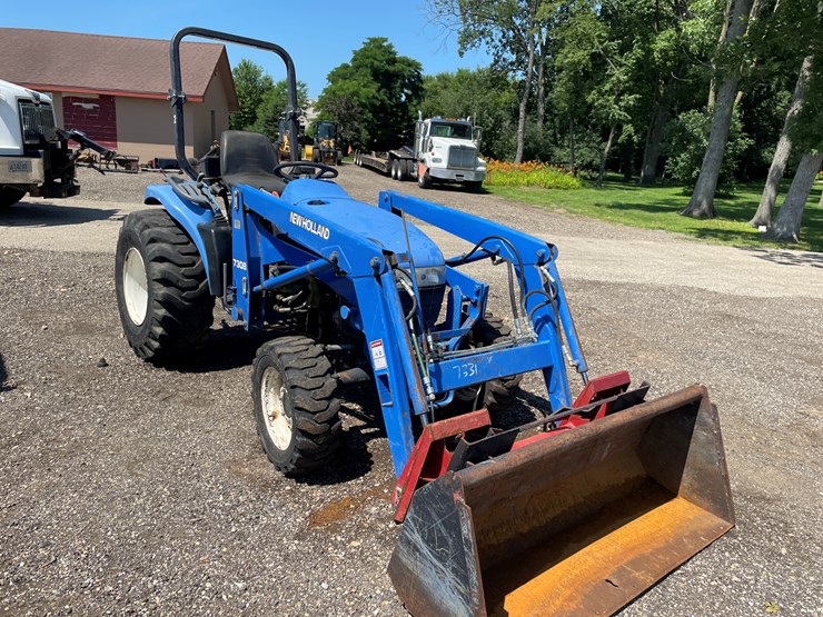 new-holland-tc33d-image-2