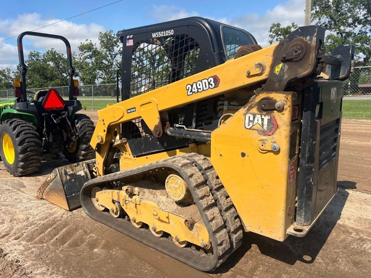 2022-caterpillar-249d3-image-2
