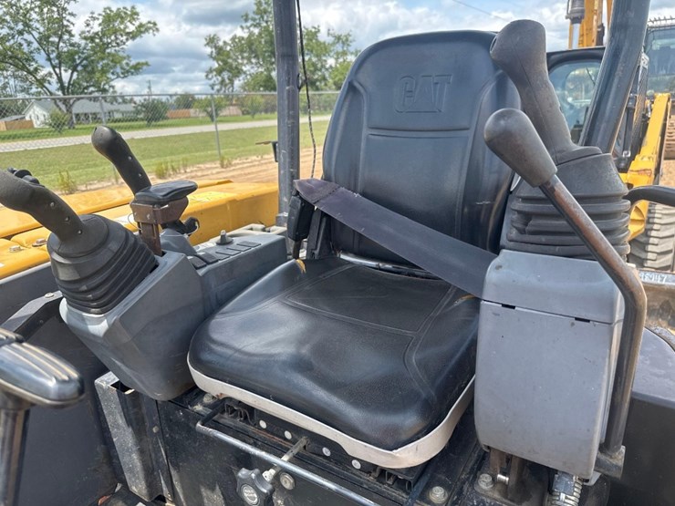 2014-caterpillar-304e-cr-image-24