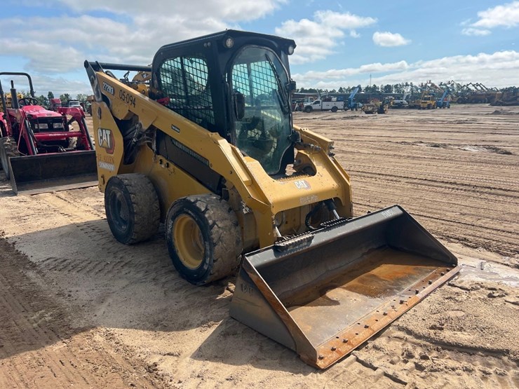 2022-caterpillar-272d3-image-6