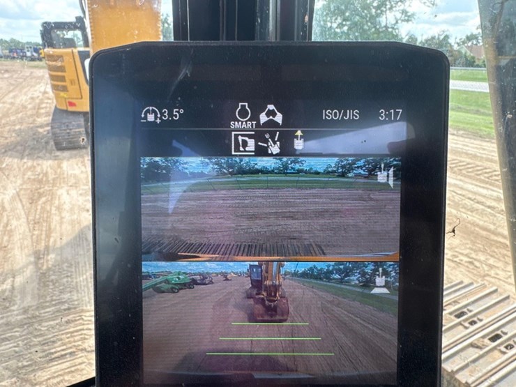 caterpillar-320gc-image-39