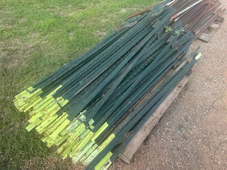 **sold-onsite-only---no-online-bids-accepted**-railroad-ties-and-t-posts-image-3