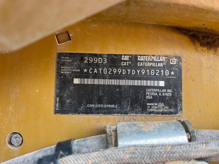 2023-caterpillar-299d3-image-17