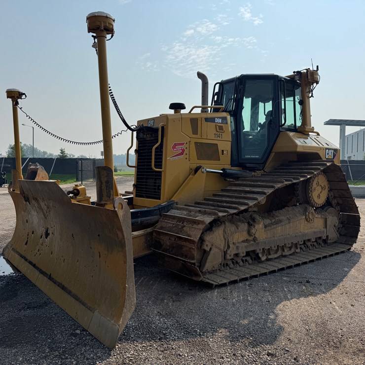 2017 CATERPILLAR D6N LGP
