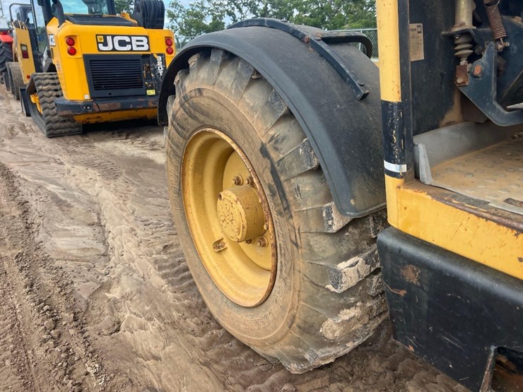 1998-caterpillar-th62-image-26