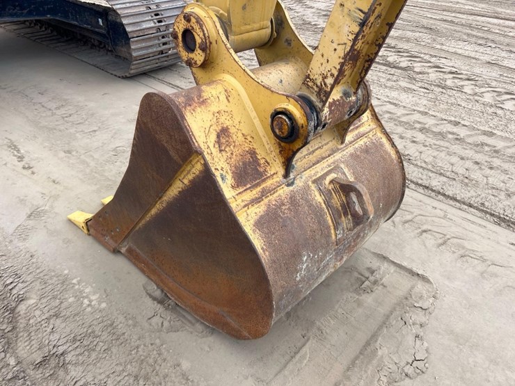 caterpillar-315fl-image-22