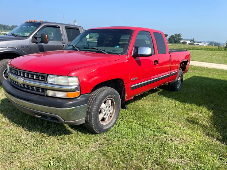#1040-•-2000-chevy-1500-truck-(has-wi-title)-image-7