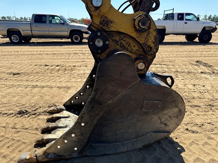 2012-caterpillar-320el-image-12