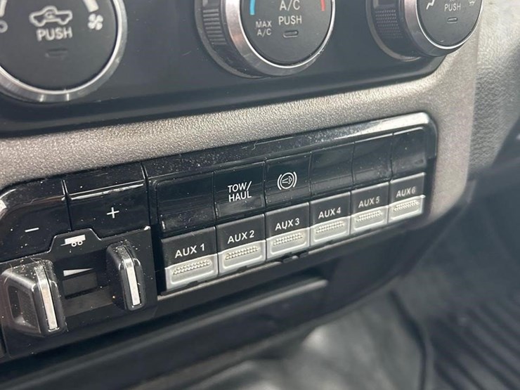 2021-ram-5500-hd-image-41