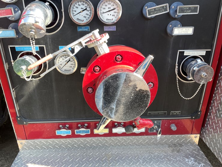 #1017-•-1985-retired-firetruck-(has-wi-title)-image-79