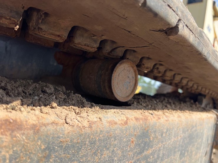 2016-deere-35g-image-11