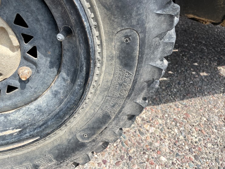 #1064-•-2018-polaris-570-utility-edition-4x4-image-9