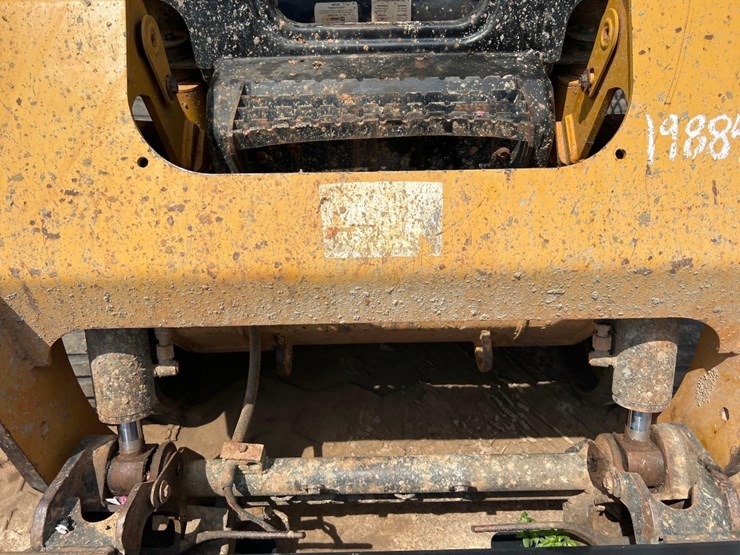 2016-caterpillar-257d-image-10