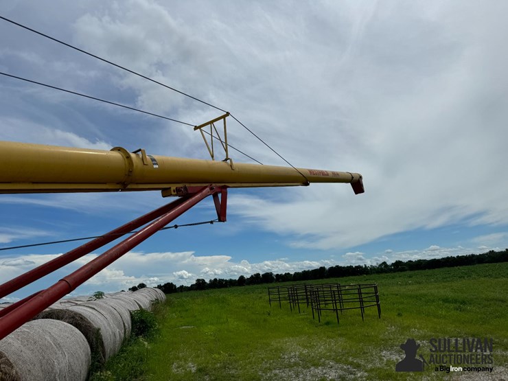 westfield-mk100-71-10"x71'-swing-away-auger-image-9