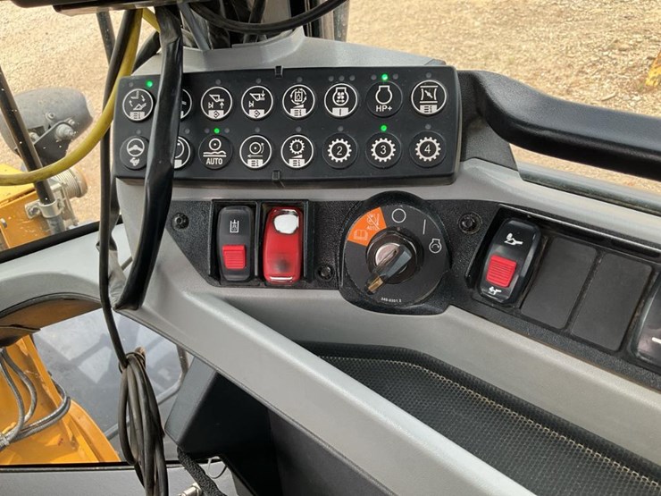 2018-caterpillar-930m-image-26