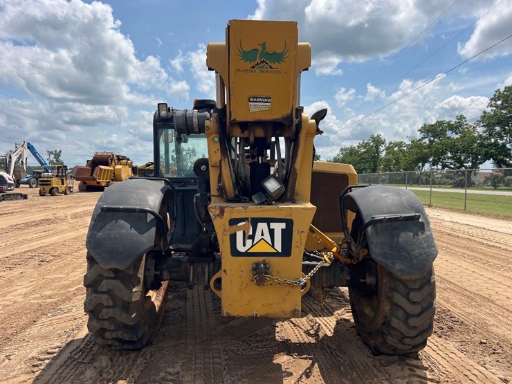 2015-caterpillar-tl1055c-image-3