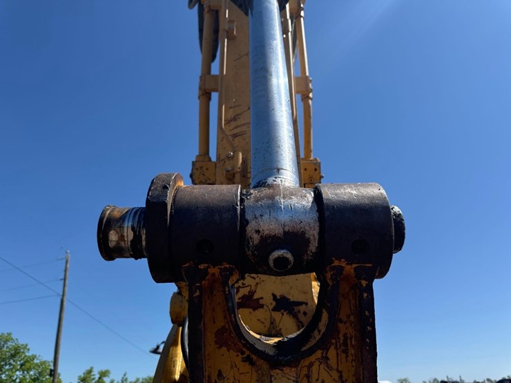 2012-caterpillar-320el-image-11