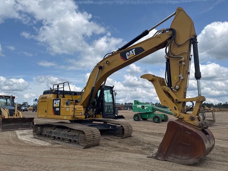 2020-caterpillar-326fl-image-4