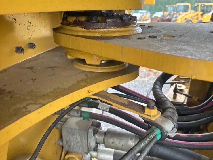 2020-caterpillar-962m-image-21